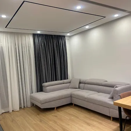 1 For Rent With Shared Living For Girl Apartment