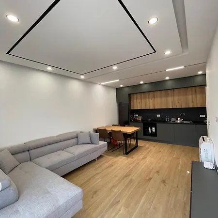 1 For Rent With Shared Living For Girl Apartment