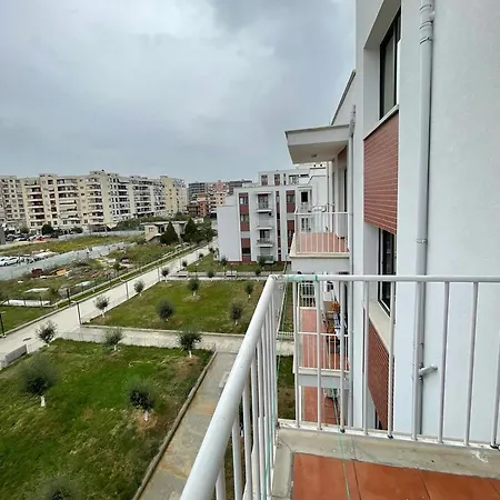 1 For Rent With Shared Living For Girl Tirana