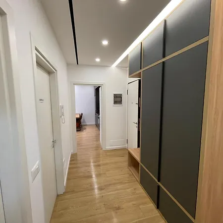 1 For Rent With Shared Living For Girl * Tirana