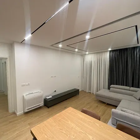 1 For Rent With Shared Living For Girl Apartment